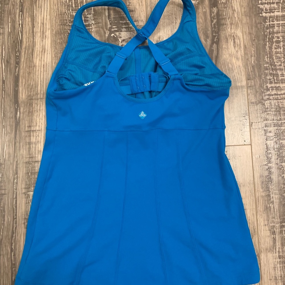 women’s blue work out tank top - Picture 2 of 4